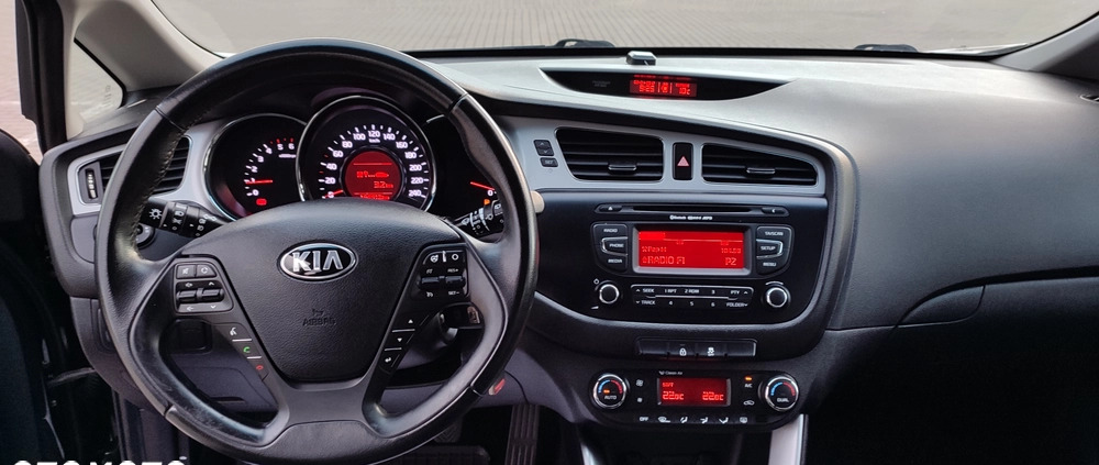 Kia Ceed cena 28900 przebieg: 165250, rok produkcji 2012 z Szprotawa małe 154